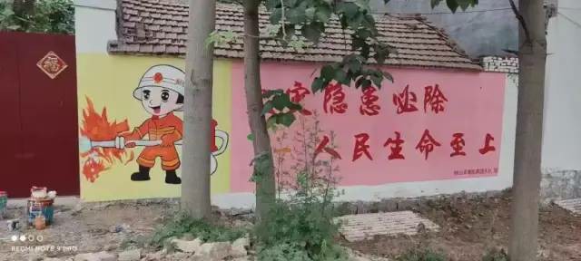 濟(jì)寧消防打造消防主題校車 讓安全一路同行