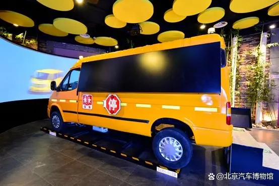 「安全教育日」安全“童”行，快來(lái)get√校車(chē)安全知識(shí)