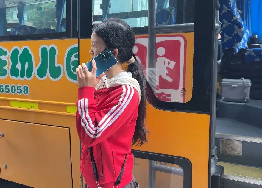 用心呵護(hù)，為愛(ài)護(hù)航——廣安市廣安區(qū)景上花幼兒園校車消防演練
