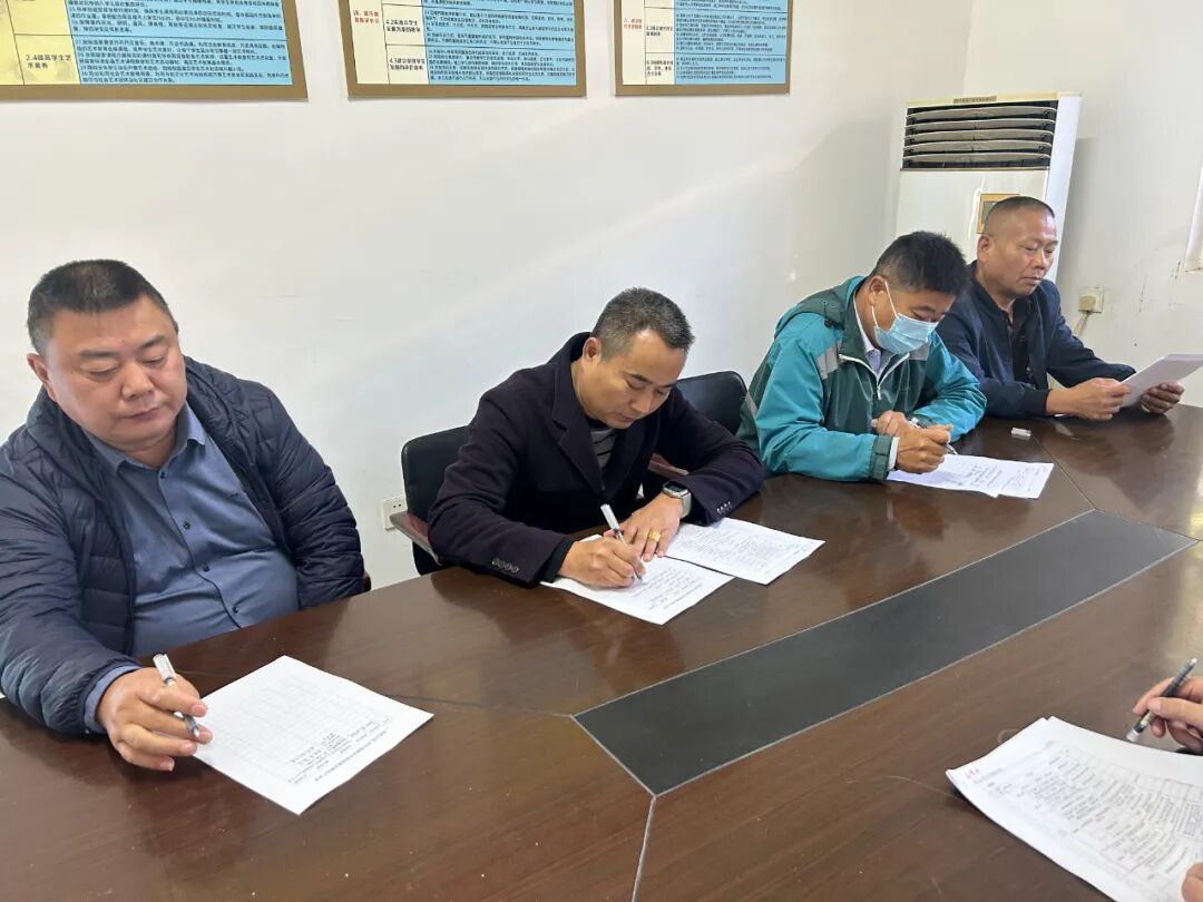 排查設施除隱患 優(yōu)化路線保平安|宗村小學開展校車安全隱患排查 排查設施除隱患 優(yōu)化路線保平安|宗村小學開展校車安全隱患排查