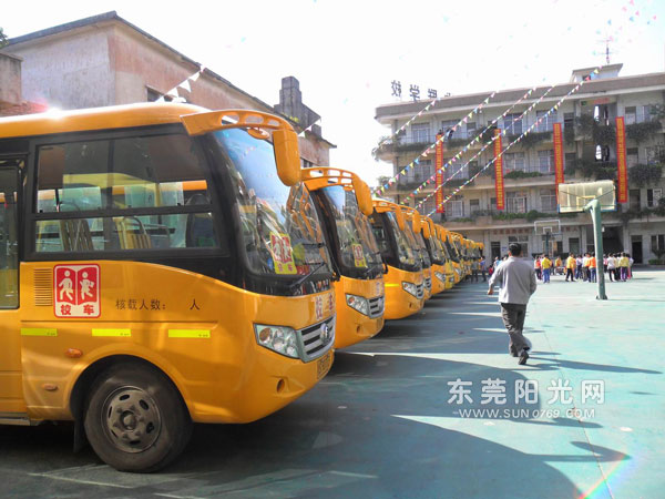 石龍：將對校車進行排查、建立新檔案