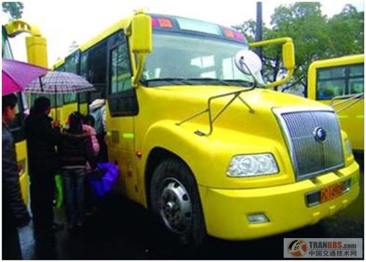 上海：大華視頻監控系統推動校車建設