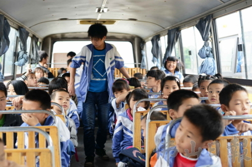 佛山：三水全面改裝校車