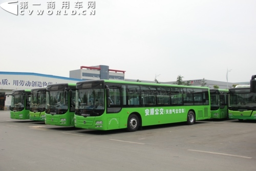 燃氣客車是目前的市場熱點，以公交車需求為主