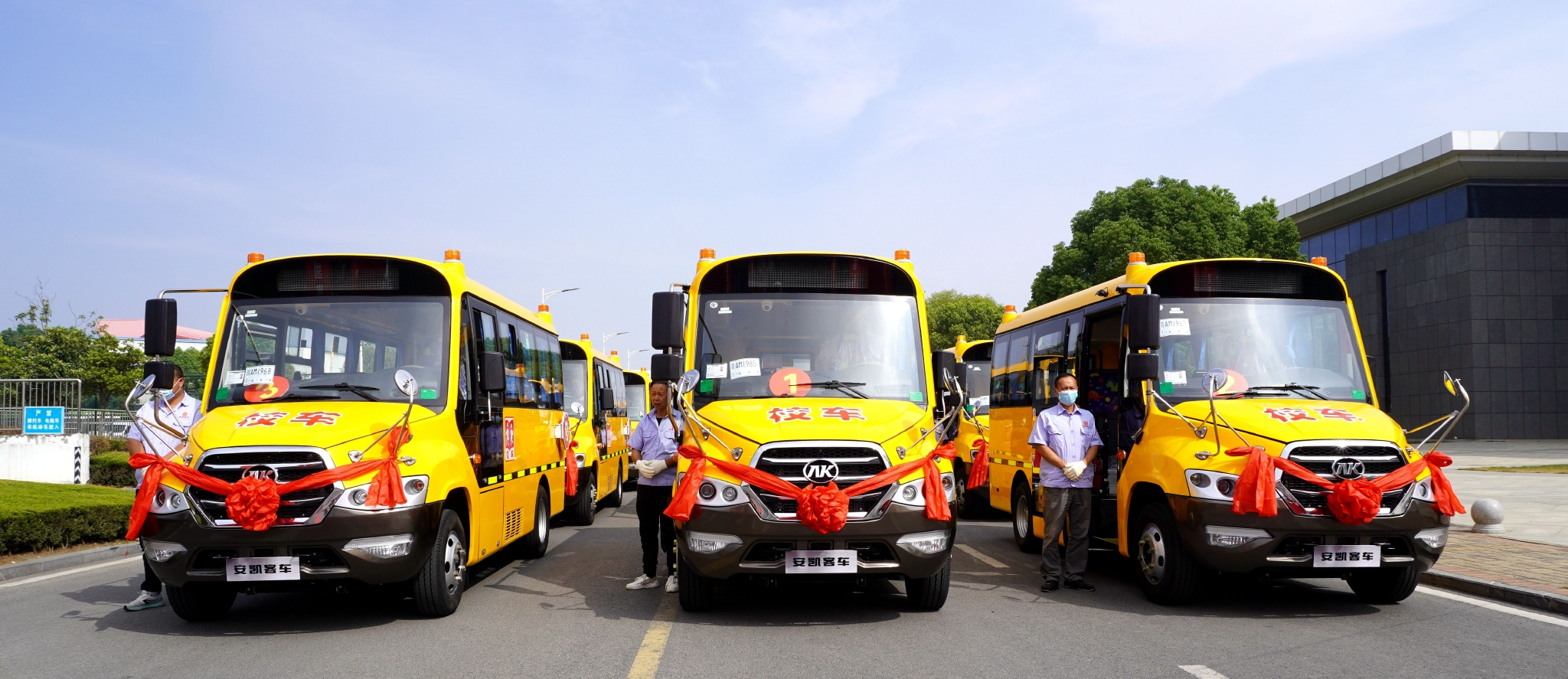 肥西校車：車輛升級換代 服務(wù)拾階而上