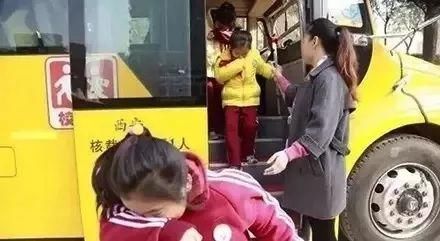 關注校車安全，關愛學生成長