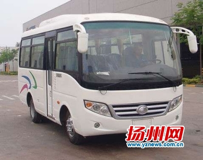 儀征20輛公交車“兼職”做校車 完全按校車內置 儀征20輛公交車“兼職”做校車 完全按校車內置