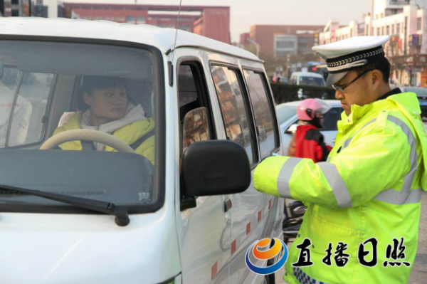 日照:檢查校車安全隱患 確保學生安全出行