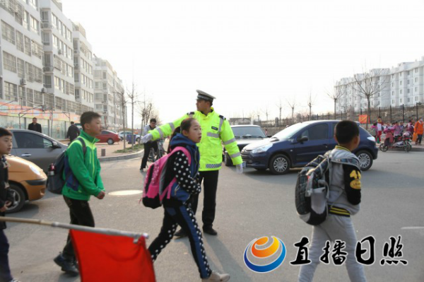 日照:檢查校車安全隱患 確保學生安全出行