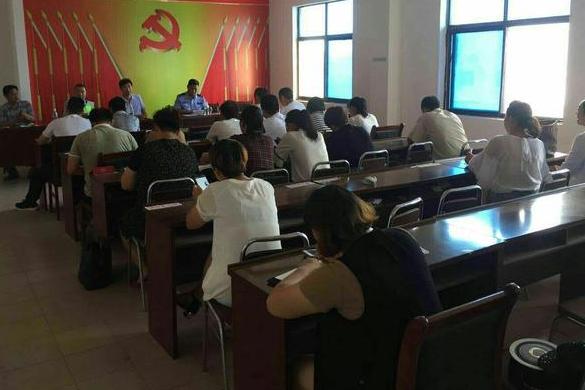 河南開封市：祥符區(qū)交警大隊(duì)召開校車安全管理工作會議