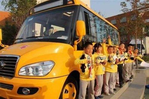 鎮江市幼兒園收費“新政”8月15日實施，新增“校車費”項目