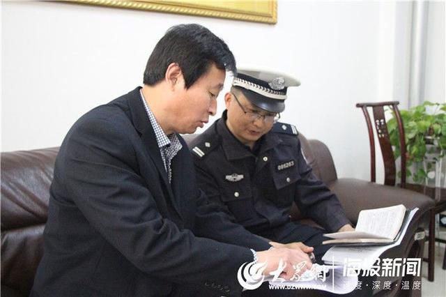 山東菏澤：?jiǎn)慰h積極開(kāi)展打擊非法校車宣傳 確保學(xué)生乘車安全