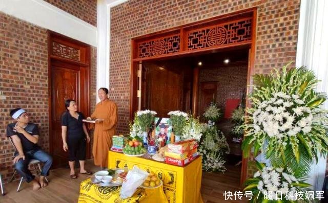 6歲男孩乘校車上學(xué)被遺忘在車?yán)铮挛绫话l(fā)現(xiàn)時已經(jīng)死亡