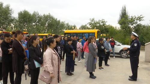 興慶區(qū)開展專項行動 42輛校車接受檢查