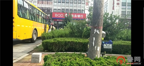 青島萊西：暑假“校車”接送學(xué)生 記者采訪交運公司“避而不見”