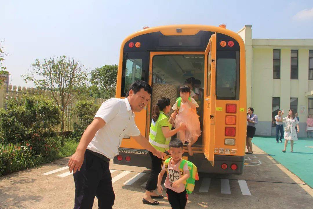 長沙：給校車上一把安全鎖！岳麓區(qū)全力護航學生上學路