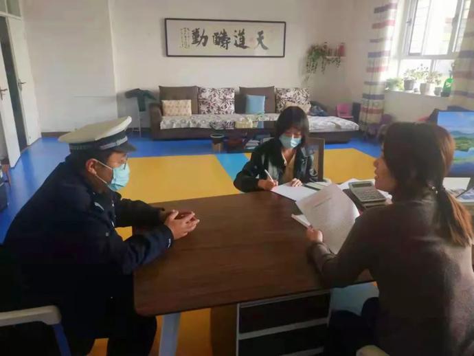 守法規(guī)知禮讓安全文明出行｜校車(chē)安全大檢查，為孩子們的上下學(xué)路保駕護(hù)航！