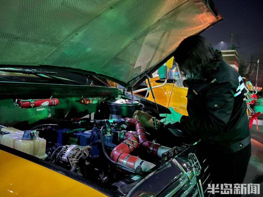 開學(xué)首日，12.5萬學(xué)子乘坐“暖”校車準點到校