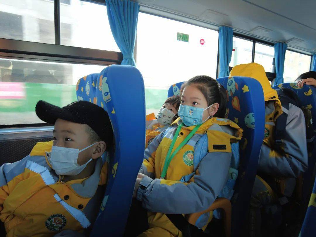 走起！跟著記者一起體驗錫林浩特校車