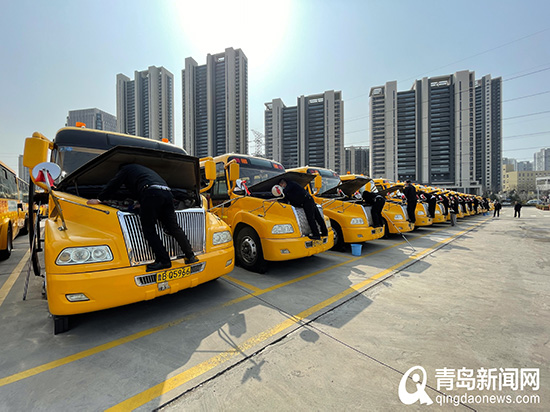 三方聯(lián)控城運(yùn)控股交運(yùn)溫馨校車為學(xué)生筑牢防疫“安全網(wǎng)”