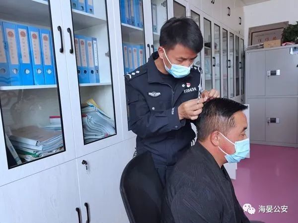 海晏縣公安局組織開展校車駕駛員毛發(fā)檢測(cè)