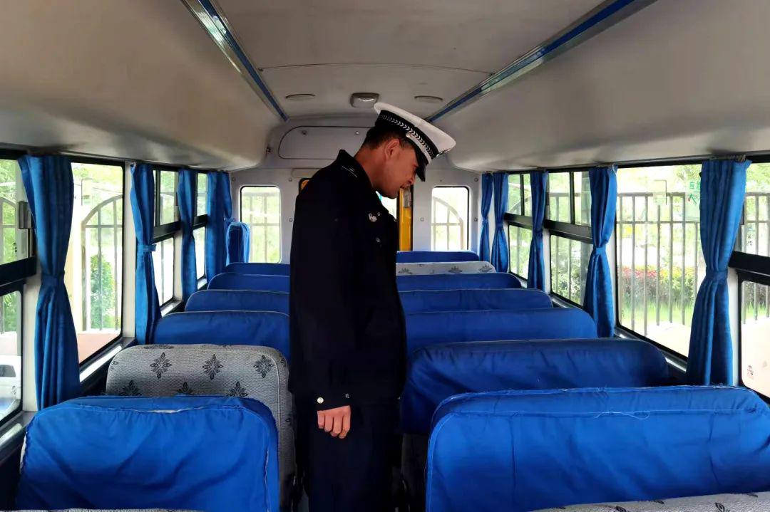 把好校車(chē)安全關(guān)｜安全無(wú)小事排查入細(xì)微