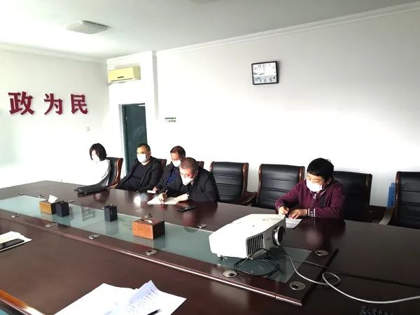 七進宣傳 |梅河口市公安局交警大隊聯(lián)合市教育局召開校車安全管理工作會議