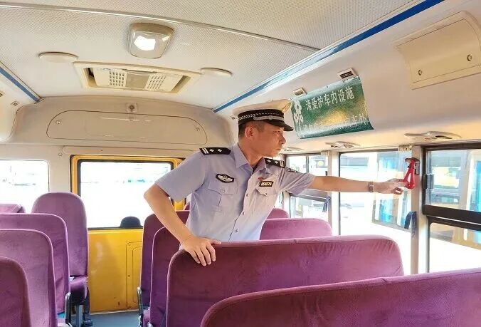 建安公安：校車安全“大體檢” 守護平安“上學路”
