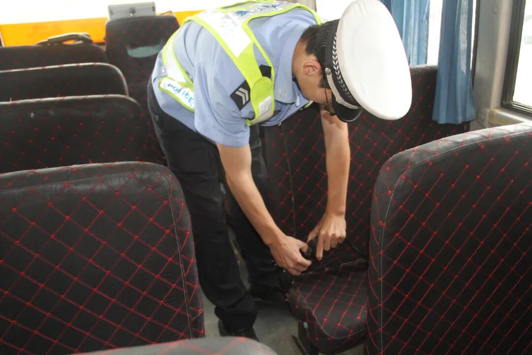 交通安全百日行動 | 筑牢安全防線 守護平安上學路