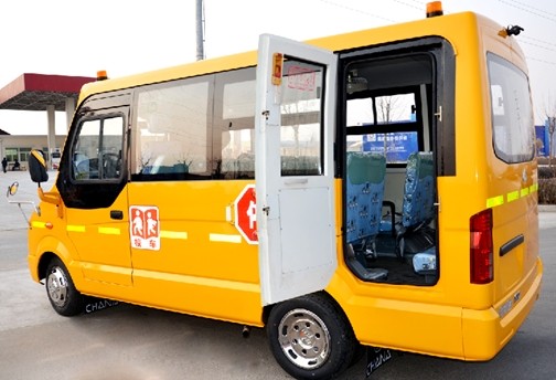 長安神童校車再次升級更安全、更舒適、更適用