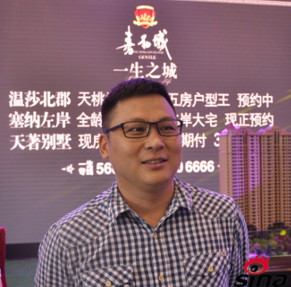 校車開(kāi)進(jìn)房博會(huì) 嘉和城造全齡社區(qū)用行動(dòng)在證明