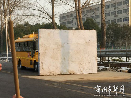 瘋狂校車直面瘋狂測(cè)試 宇通表示很淡定