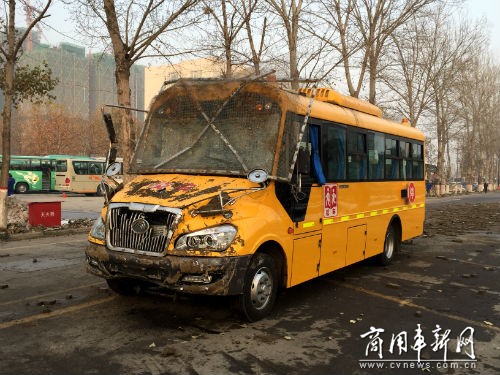瘋狂校車直面瘋狂測(cè)試 宇通表示很淡定