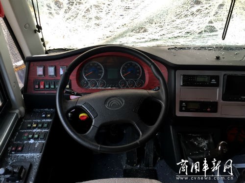 瘋狂校車直面瘋狂測(cè)試 宇通表示很淡定
