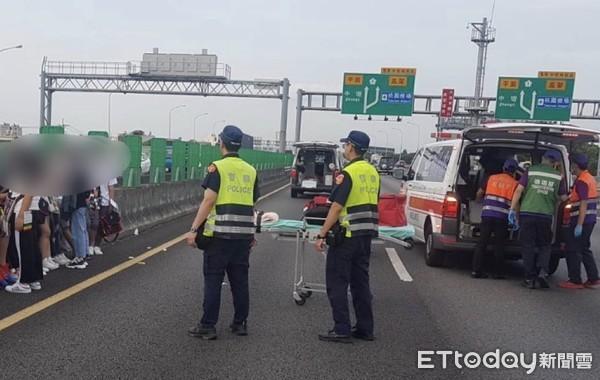 快訊 永平工商校車國一與大貨車事故！22學生 1司機受傷 堵8公里