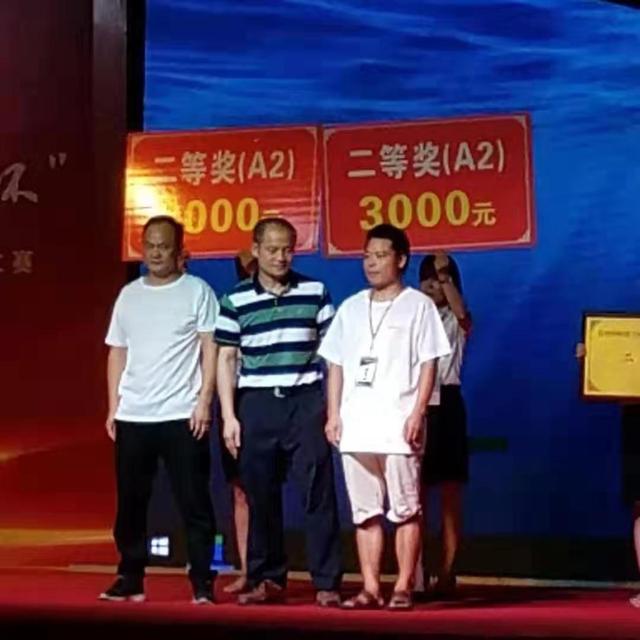 鄂州市代表隊揚(yáng)威全省“工匠杯”校車駕駛員職業(yè)技能大賽