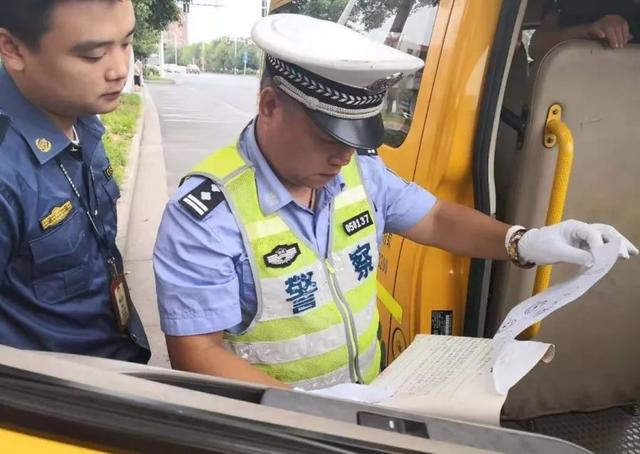 湘潭一校車司機酒駕心存僥幸“走捷徑”，交警蜀黍：沒想到吧？