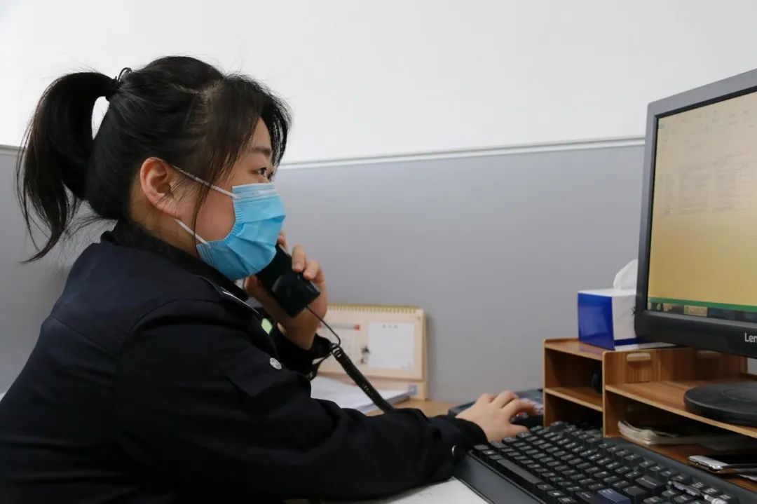 園區(qū)警方啟動重點運輸企業(yè)及校車駕駛?cè)爽F(xiàn)場審驗教育學習專場服務