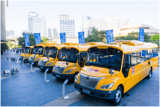 專業(yè)化運營 智慧車護(hù)航——探訪縣級校車運營的漢壽模式