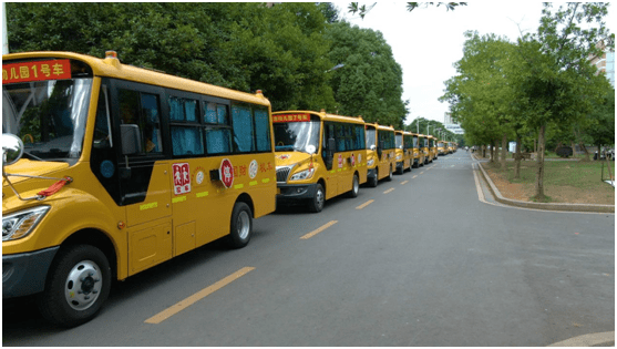 專業(yè)化運營 智慧車護(hù)航——探訪縣級校車運營的漢壽模式