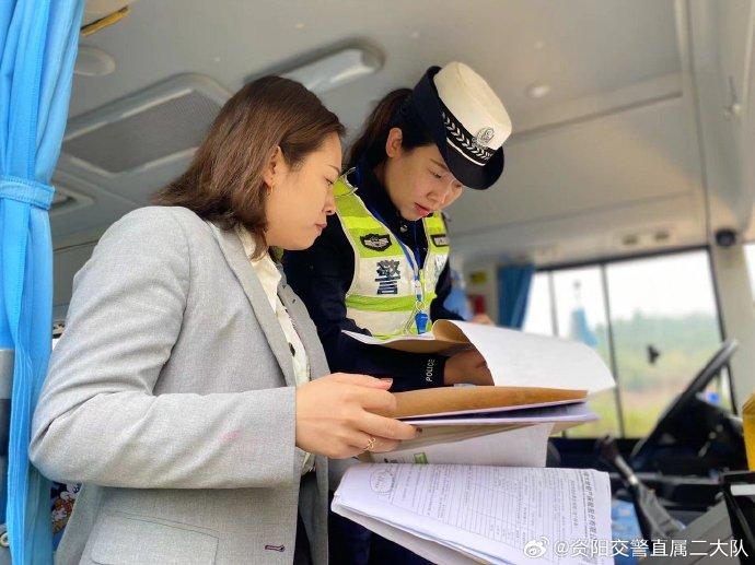 校車(chē)安全檢查｜勤檢查、筑防線、保安全