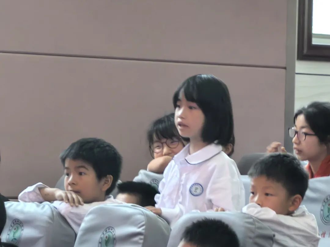 護航學生“出行路”——張澤中小學校開展校車應急疏散演練