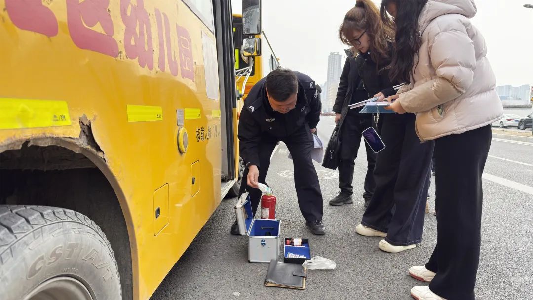 豫筑平安丨聚焦校車安全防線 護航學(xué)生乘車路