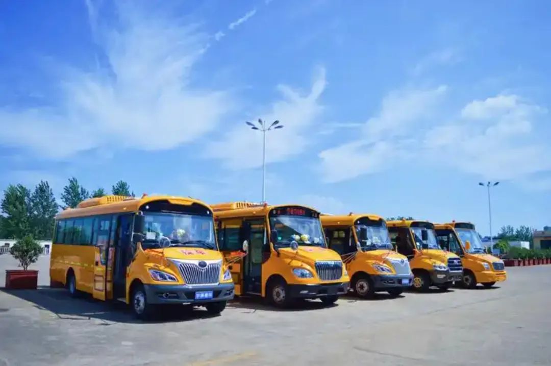 校車來了!惠陽區翰林實驗學校校車服務即將驚艷亮相 校車來了!惠陽區翰林實驗學校校車服務即將驚艷亮相