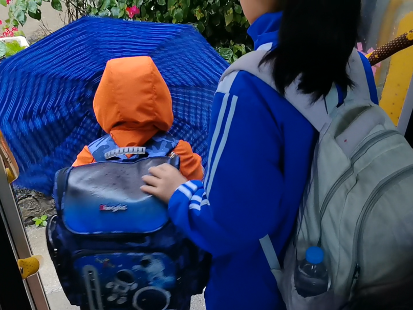 愛心護航：海清鄉鎮公益校車溫暖啟程！