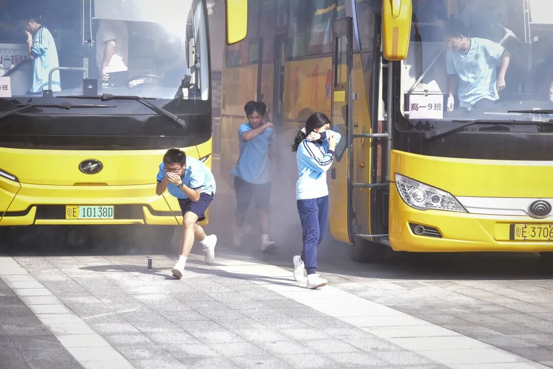 平安校園 | “駛”于安全， “乘”載希望