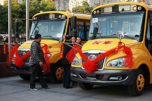 合肥市民辦教育協(xié)會(huì)學(xué)前教育專委會(huì)成立 宇通校車成民辦幼兒園“寵兒”