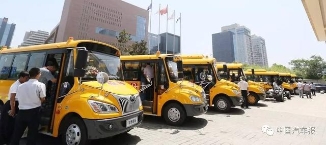 從快速崛起到大幅萎縮，校車要怎樣重回好時(shí)光？