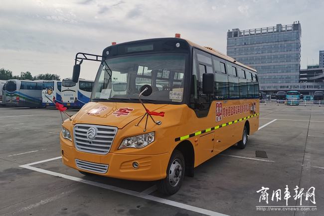管理搞上去、收費(fèi)降下來(lái)！起底鹽阜校車(chē)安全運(yùn)營(yíng)背后的秘密