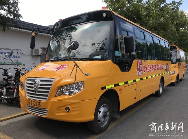 管理搞上去、收費(fèi)降下來(lái)！起底鹽阜校車(chē)安全運(yùn)營(yíng)背后的秘密